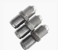 كيف يؤثر اختيار مادة البرميل اللولبي على المواد البلاستيكية المختلفة؟